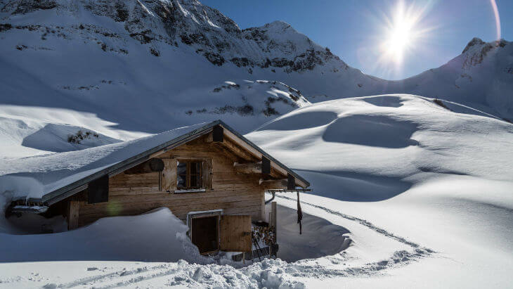 Leichte Schneeschuhwanderungen für Anfänger